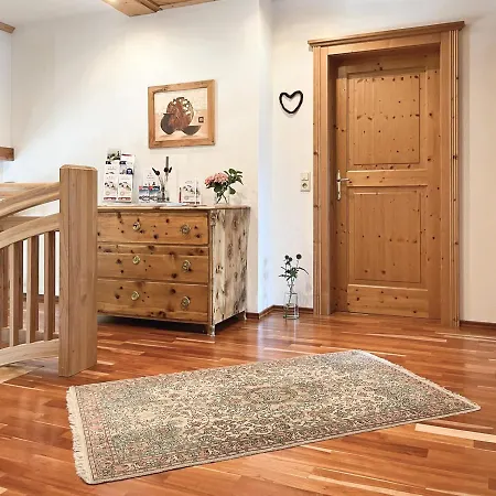 Thunhart Manfred & Doris Apartment